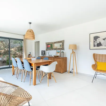 Seaside Avec Piscine A 5 Min A Pied De La Saint Clair Villa Le Lavandou